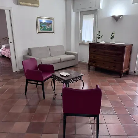 Aparthotel Wild Rooms&house